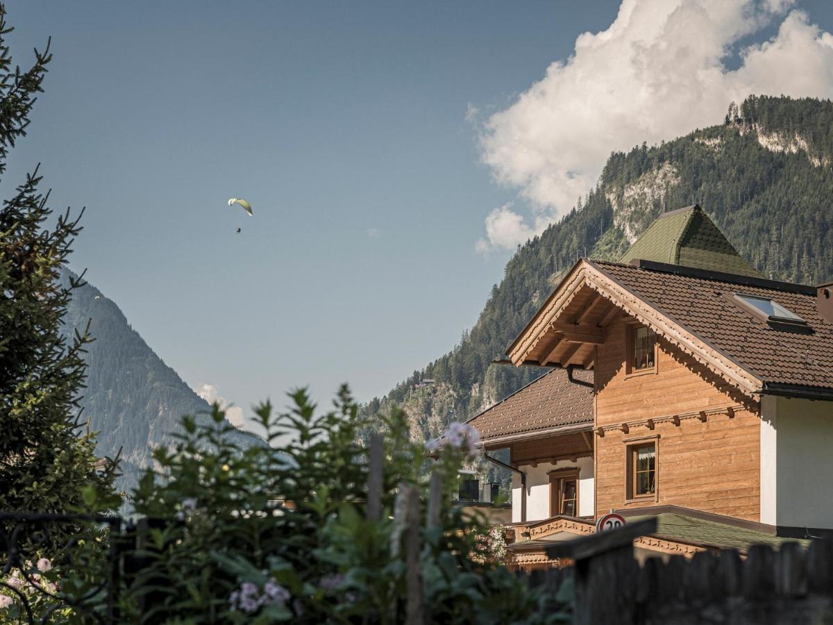 Hotel Garni Larcherhof Mayrhofen Exterior photo